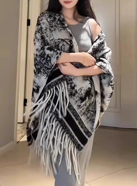 仿羊绒斗篷披肩女水墨东方美学外搭流苏针织披风百搭两用开衫外套