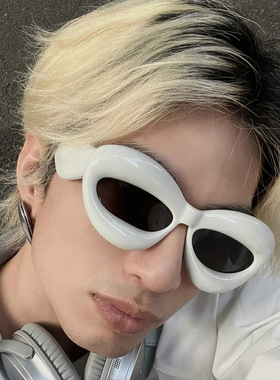 英国Chrry Koop欧美潮流走秀街拍凹造型眼镜个性粗框猫眼墨镜ins