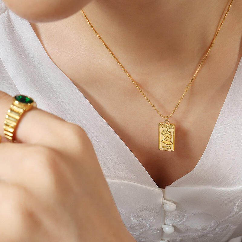 英国topwhit镀金首饰品p个性ins潮款双面人头像竖牌吊坠项链钛钢