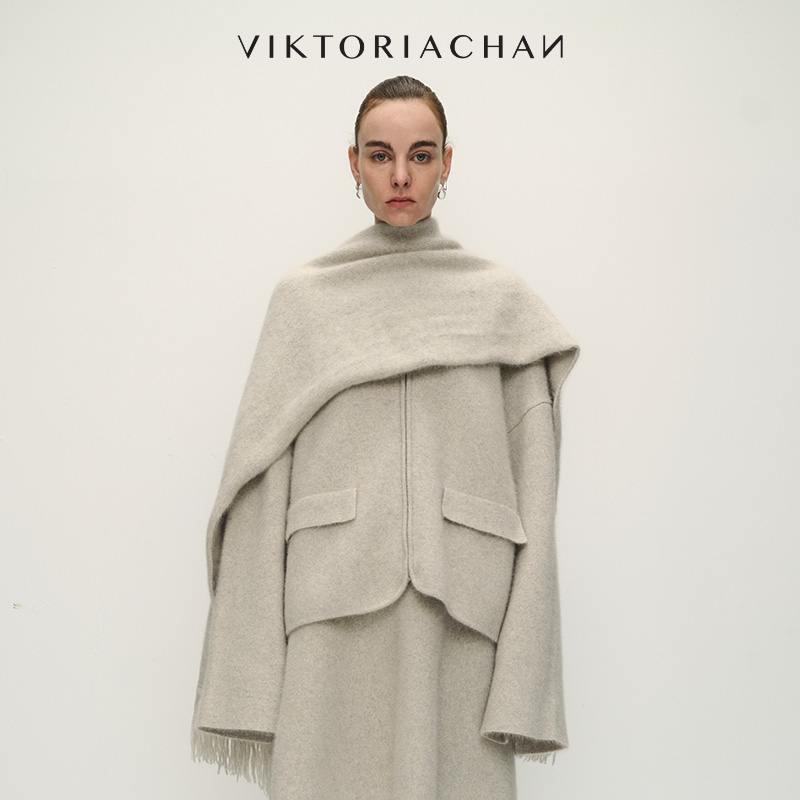 VIKTORIACHAN25/26秋冬成衣系列新品 圆领休闲落肩拉链开衫外套