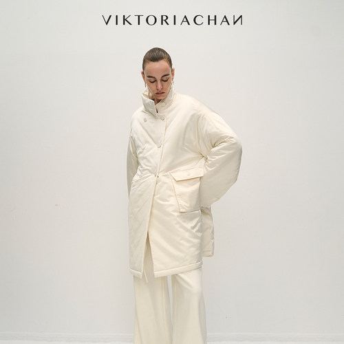 VIKTORIACHAN25/26秋冬成衣系列新品 高领排扣落肩宽松棉服外套