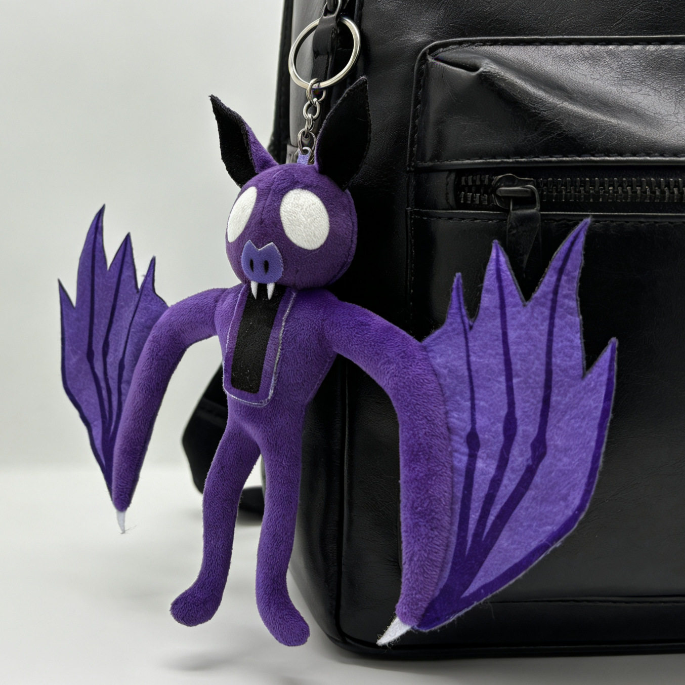 跨境新品99nights in the forest森林99夜紫蝙蝠毛绒玩偶公仔挂件