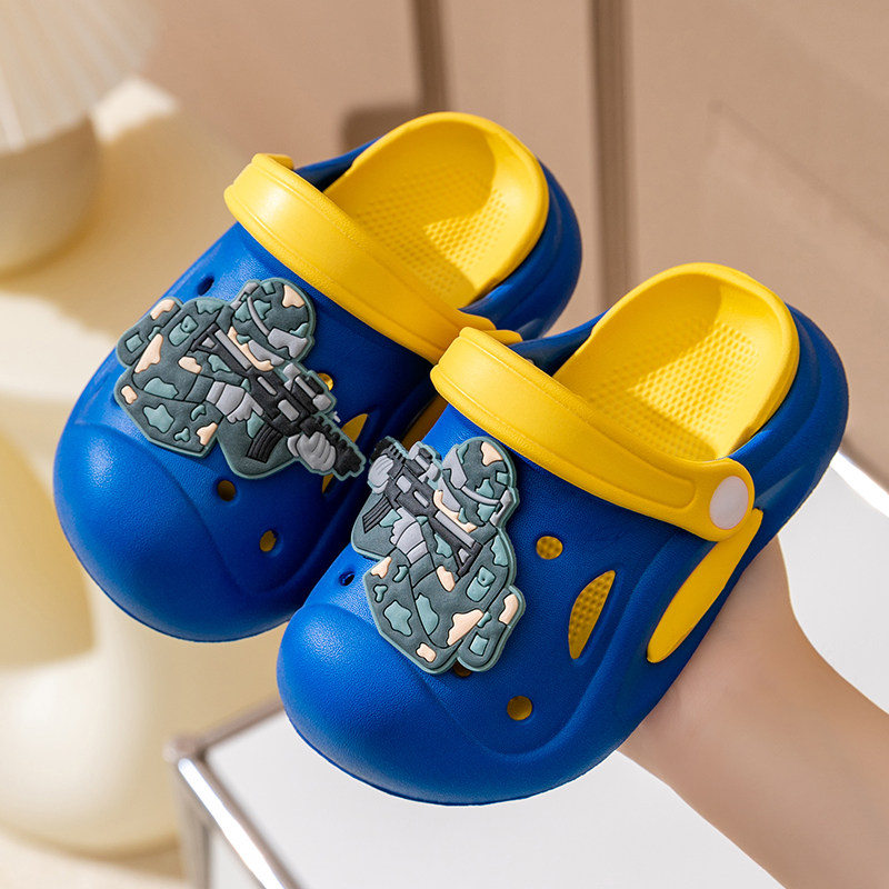 卡通儿童洞洞鞋男女童夏季室内外穿防滑厚底中小童包头防撞凉拖鞋
