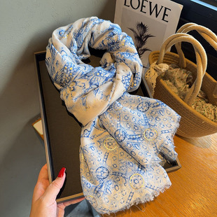 烫金蓝瓷瓶棉麻围巾女华贵长款 两用旅游度假防晒气质披肩春夏新款