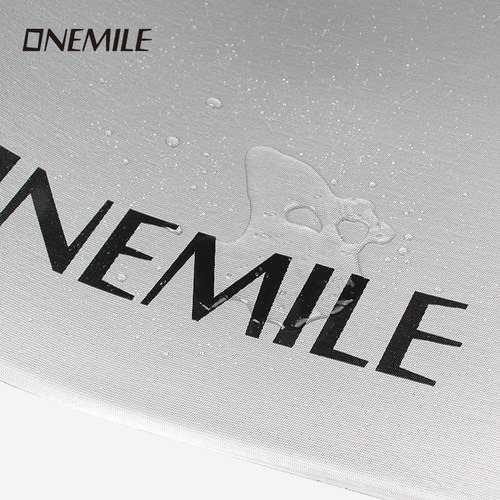 ONEMILE健身房商用防滑加厚可悬挂墙带孔PVC银色高密度瑜伽健身垫