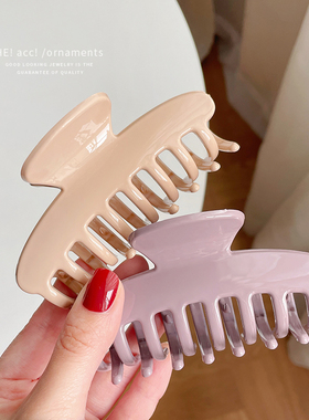 新款中号大号洗澡抓夹耐摔结实防水纯色盘发后脑勺发抓鲨鱼夹发夹