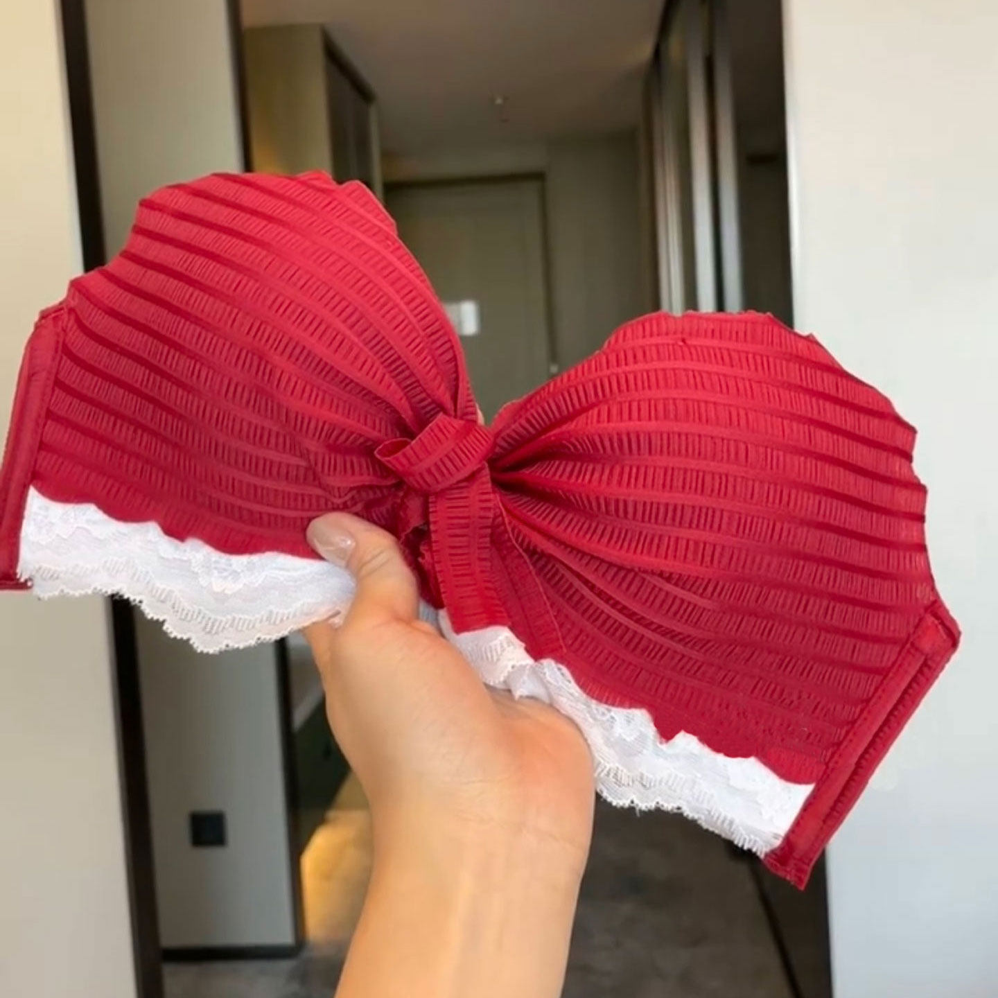 性感蕾丝本命年红色内衣结婚新娘小胸聚拢女士无钢圈无痕文胸套装