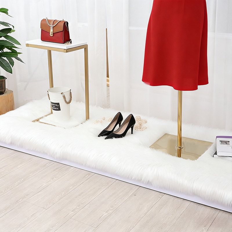 白色长毛绒地毯橱窗装饰展台模特台地垫鞋包服装店柜台垫子可机洗