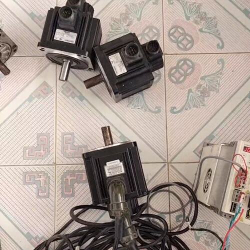 议价驱动器LXM23CU10M3XLXM23CU04M3XLXM23CU07M3X