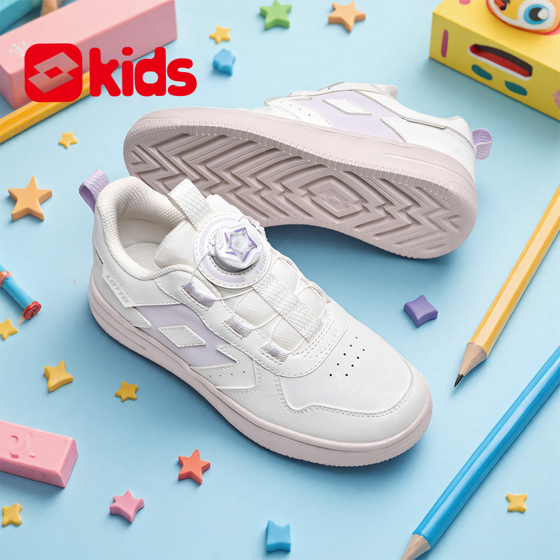 乐途秋季透气低帮旋钮扣儿童板鞋