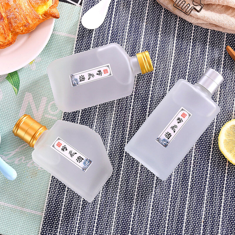 100ML装小酒瓶晶白料玻璃瓶品鉴试喝酒瓶二两白酒瓶密封空酒瓶蘑