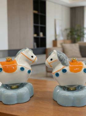 景德镇陶瓷马上有钱桌面摆件