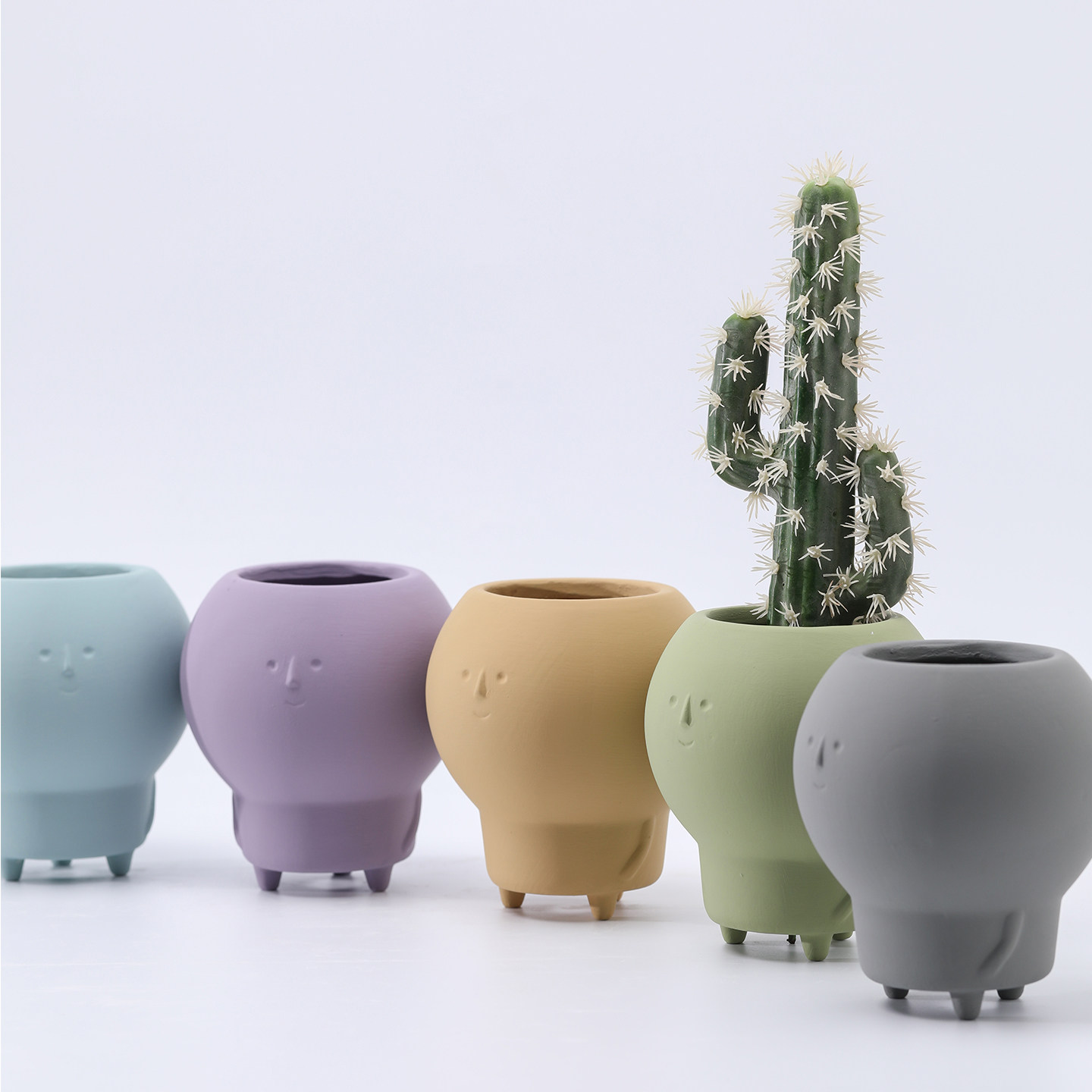 创意可爱人像带脚素烧陶瓷花盆渐变纯色透气带托盘绿植仙人掌盆栽
