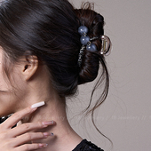 优雅气质珍珠抓夹中号鲨鱼夹发夹女2025新款 后脑勺盘发高级感发饰