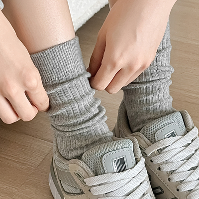 灰色袜子女春秋款纯棉纱线堆堆袜