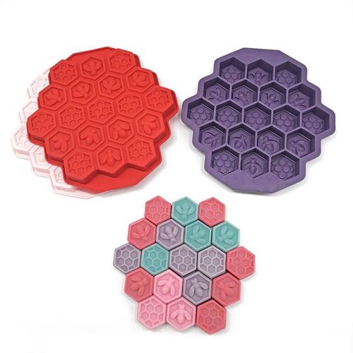19 Mobile Bee Honeycomb Cake Chocolate Soap Soap Icing Silic