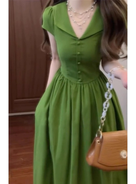 法式巨好看绿色连衣裙子女2025夏季新款独特漂亮掐腰夏日绝美长裙