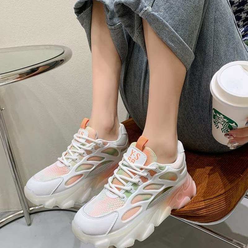 21春夏中跟运动鞋适合搭配风衣长短裙牛仔九分裤连衣裙校服的女鞋