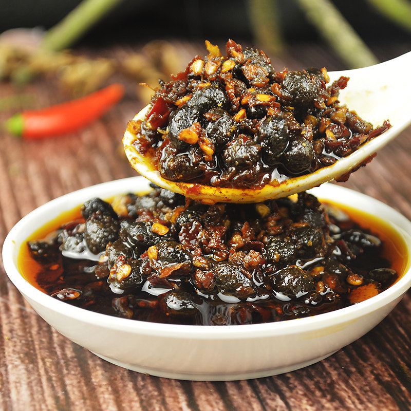 新货老干爹辣三丁油辣椒酱拌饭面下饭菜牛肉干煸肉丝风味豆豉香辣