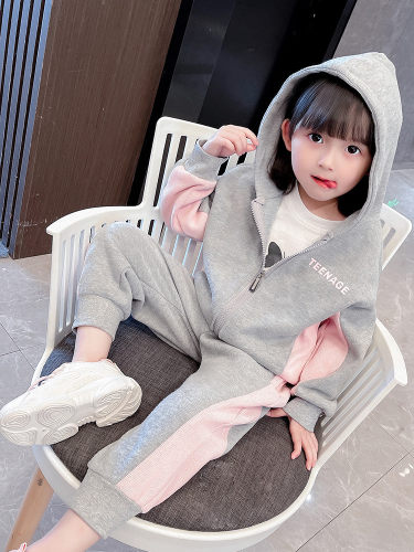 女童装时髦套装洋气秋装2025新款运动女宝宝春秋季儿童网红两件套 - 封面