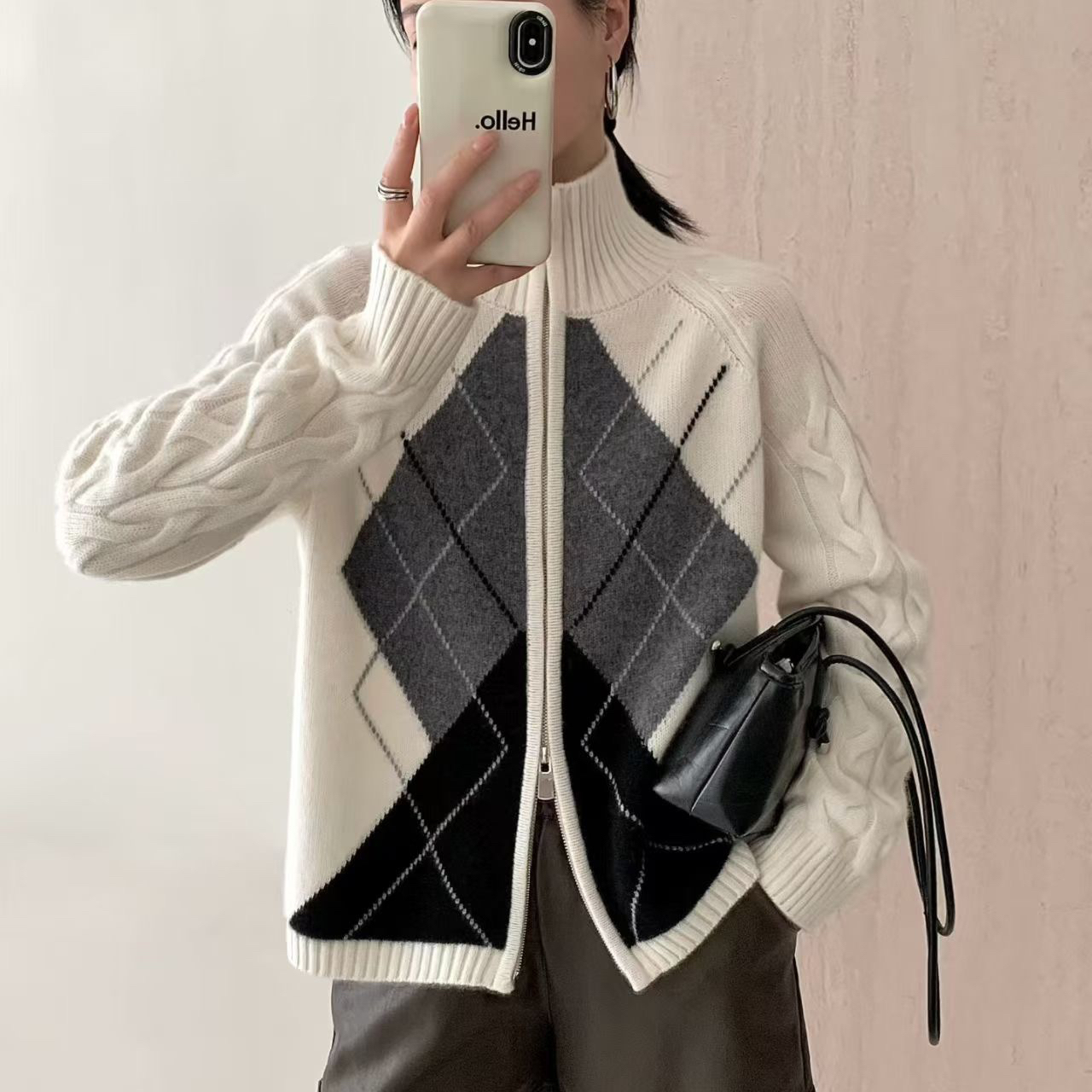 米米店冬上新格纹百搭立领拉链宽松上衣羊绒衫5291