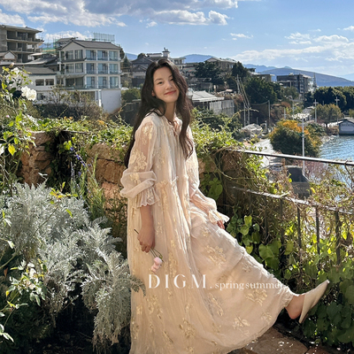 米米春上新极简高级松弛感重工绣花宽松显瘦仙仙连衣裙DB19673