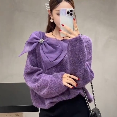 米米设计软糯松弛感立体蝴蝶结圆领宽松毛衣L-112D6832