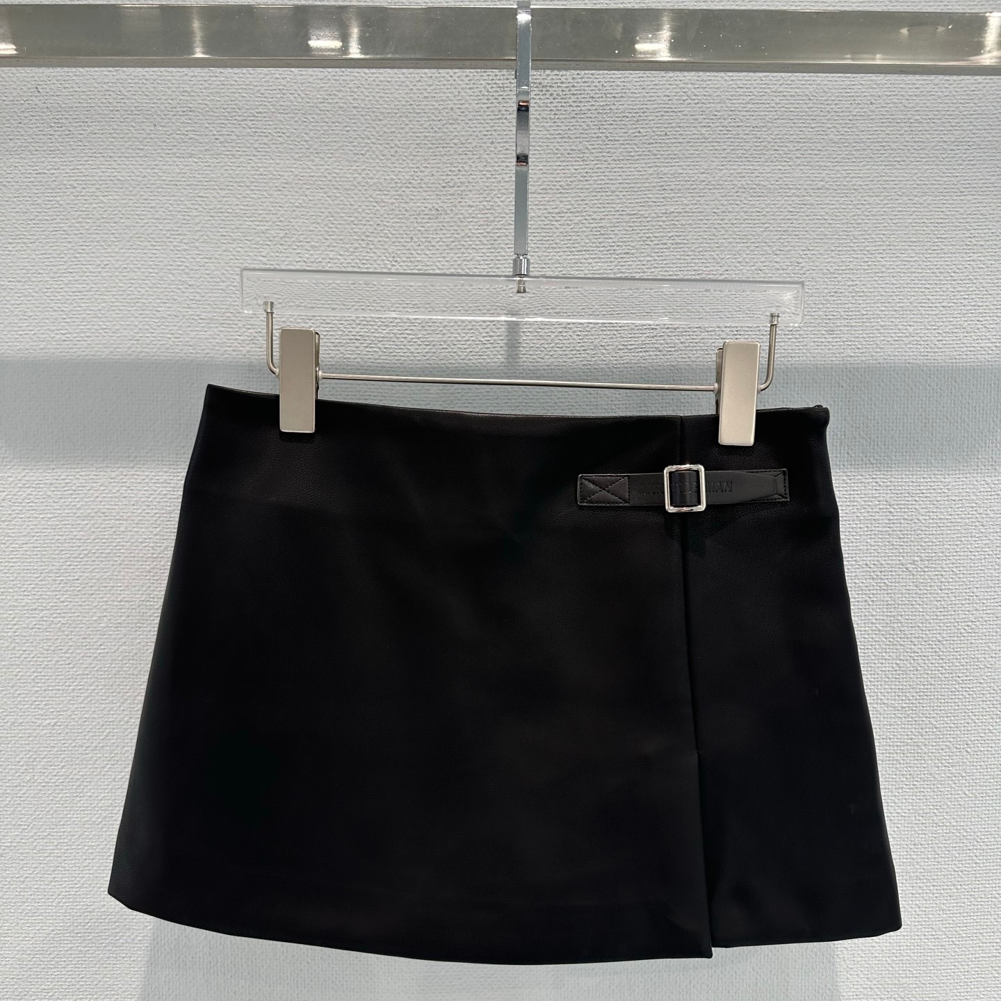 米米店春小众一粒皮扣装饰开衩mini环保蛋白皮半身裙DM26102301,女装/女士精品,半身裙,淘宝优惠券,粉丝福利购,淘宝优惠卷