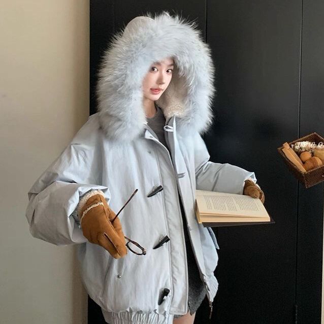 米米设计时尚牛角扣保暖羽绒服外套(配可拆卸貉子毛毛领)H7687