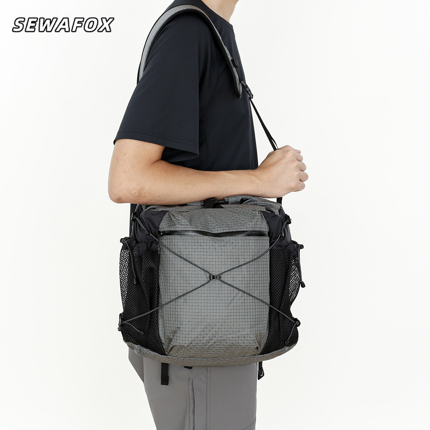 轻量化机能通勤斜挎包男士大容量多功能防水尼龙休闲大容量单肩包