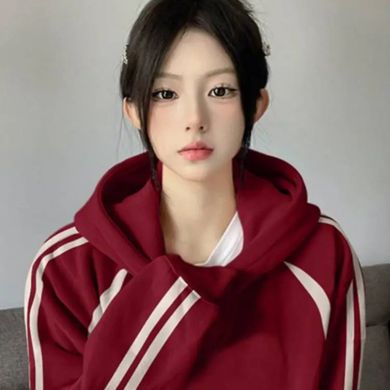 入选运动条纹拼色卫衣热销榜