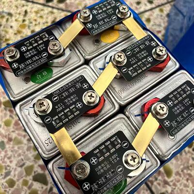 中车2.7v9500f法拉电容点焊机汽车强启动电源电瓶汽车回流音响