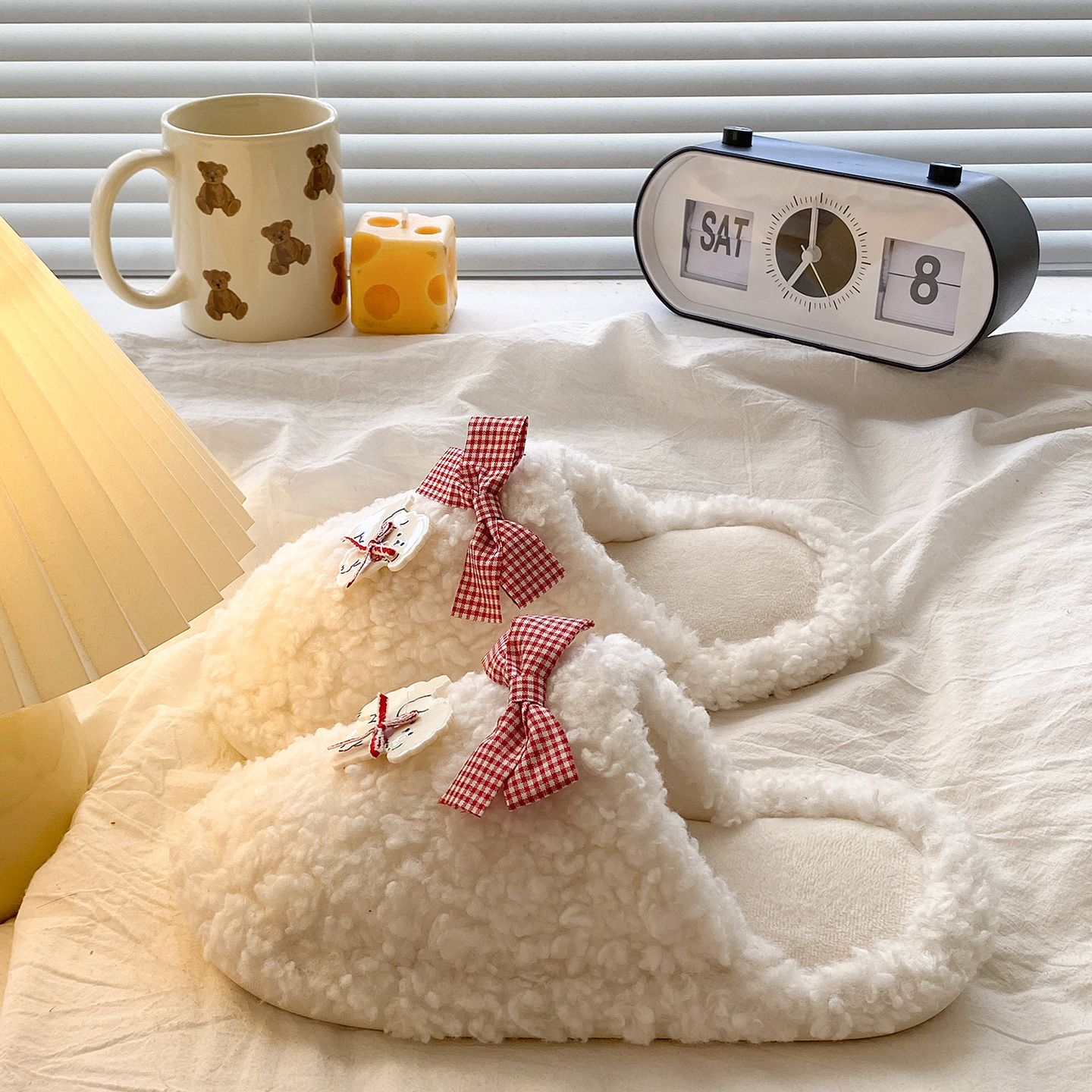 棉拖鞋女冬天可爱平底轻便耐磨卡通室内居家外穿毛毛半包拖鞋冬季