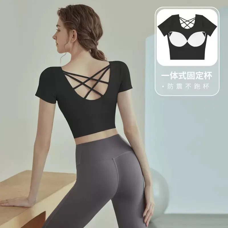 瑜伽服上衣套装女固定胸垫2026新款普拉提训练网红短袖运动健身服