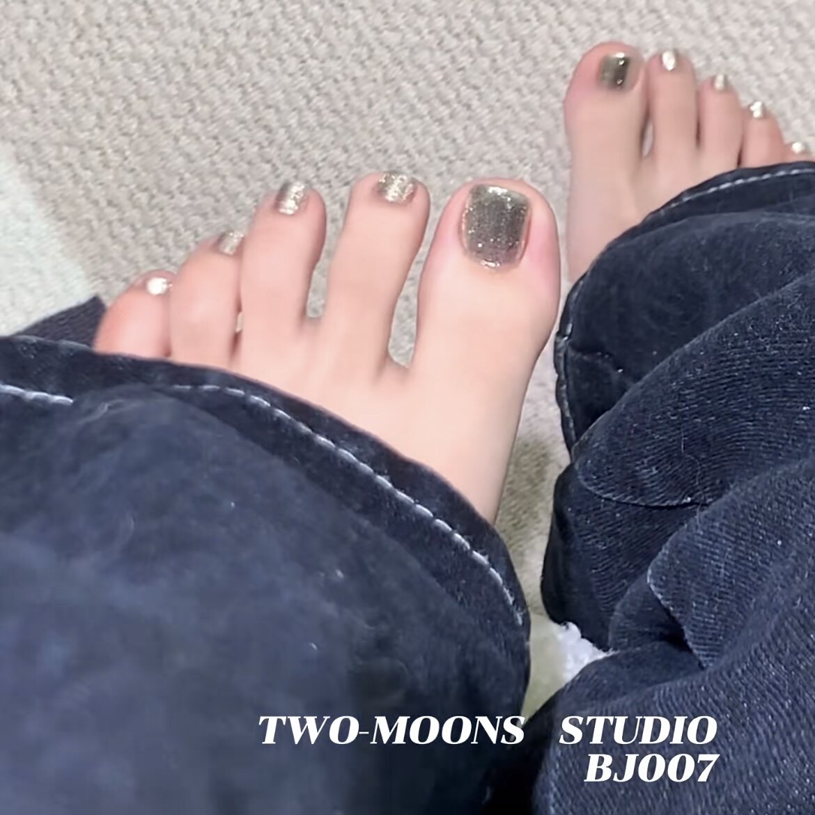 Two-Moons春夏钛金指甲油免烤