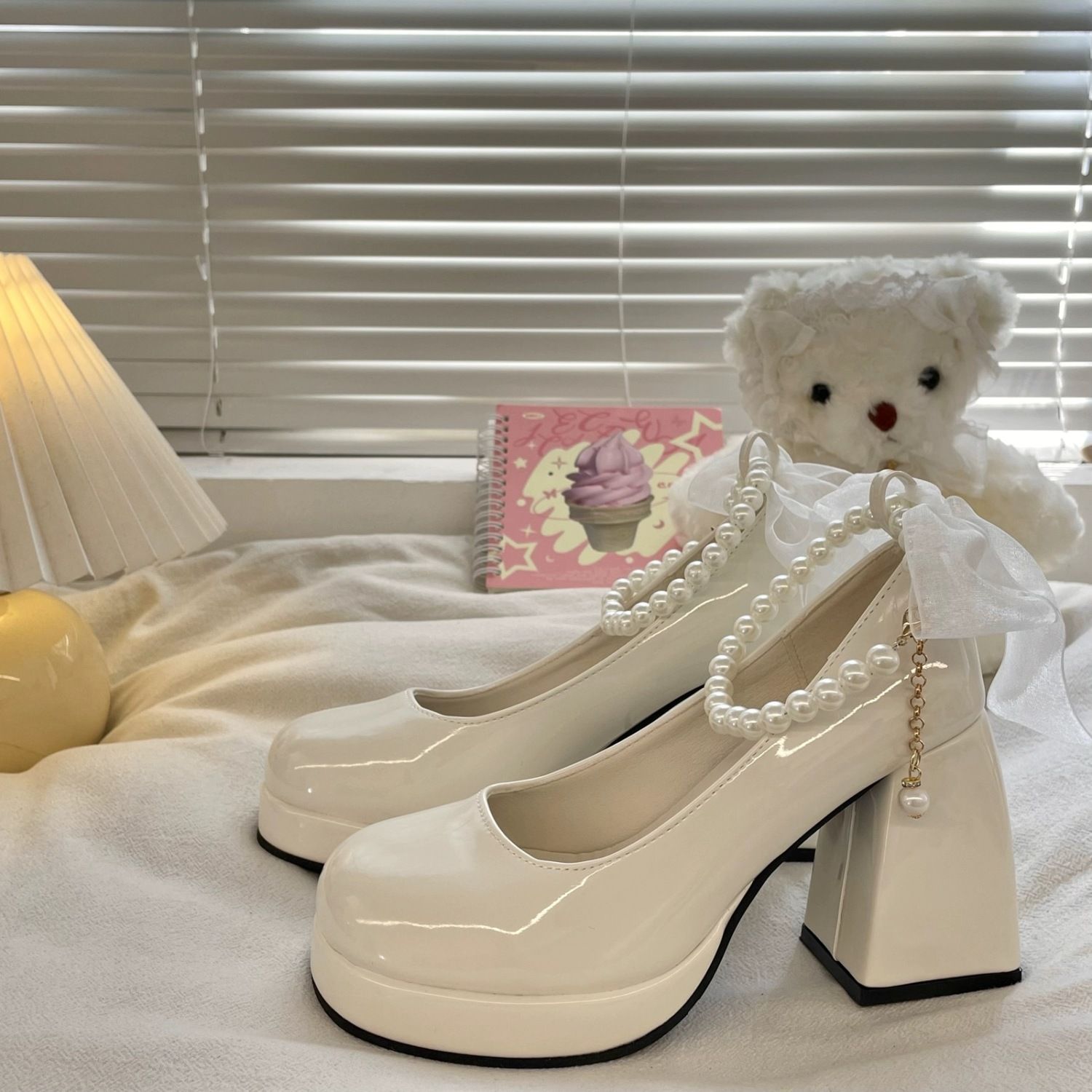 神仙鞋子！！嘎嘎好看！！仙女风网红珍珠蝴蝶结高跟鞋玛丽珍单鞋