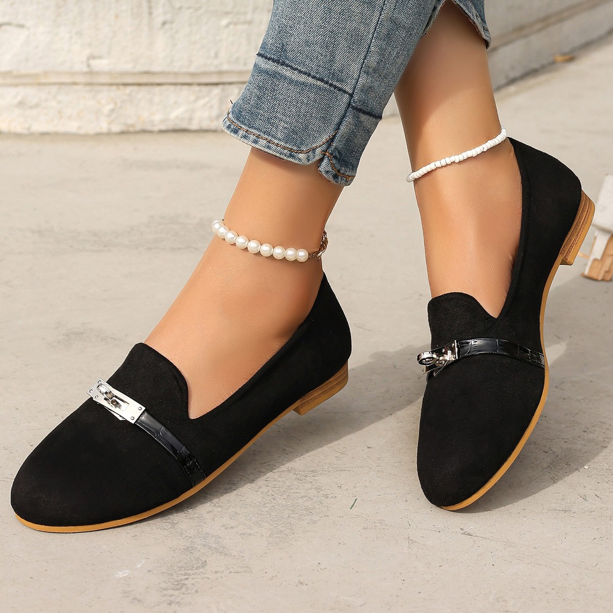 复古春秋新款锁扣绒面平底乐福鞋女圆头深口低跟单鞋女英伦小皮鞋