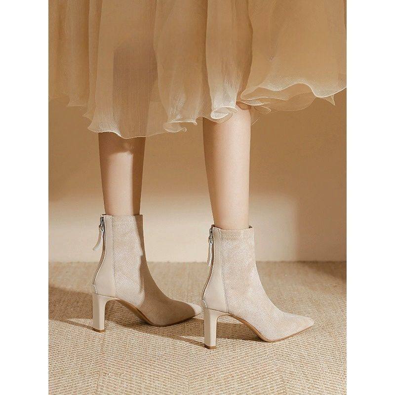 娅馆尖头短靴女2025秋冬新款高跟鞋绒面马丁瘦瘦靴女弹力袜靴裸靴