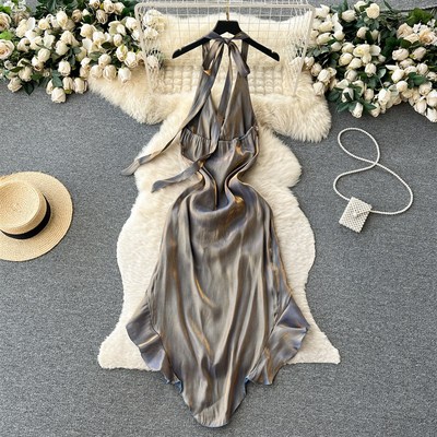 速发高端设计感小礼服裙性感法式气质立体花朵挂脖荷叶边露背连衣