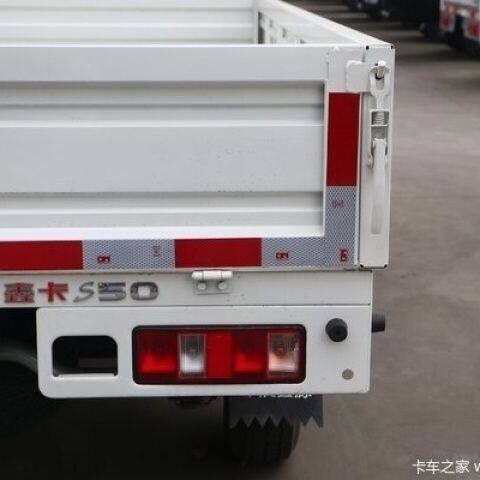 适用金杯鑫源T50 T52 T50plus T52plus货车后尾灯总成刹车灯灯罩