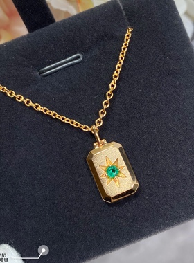 纯银镀18k金祖母绿拉丝方牌吊坠