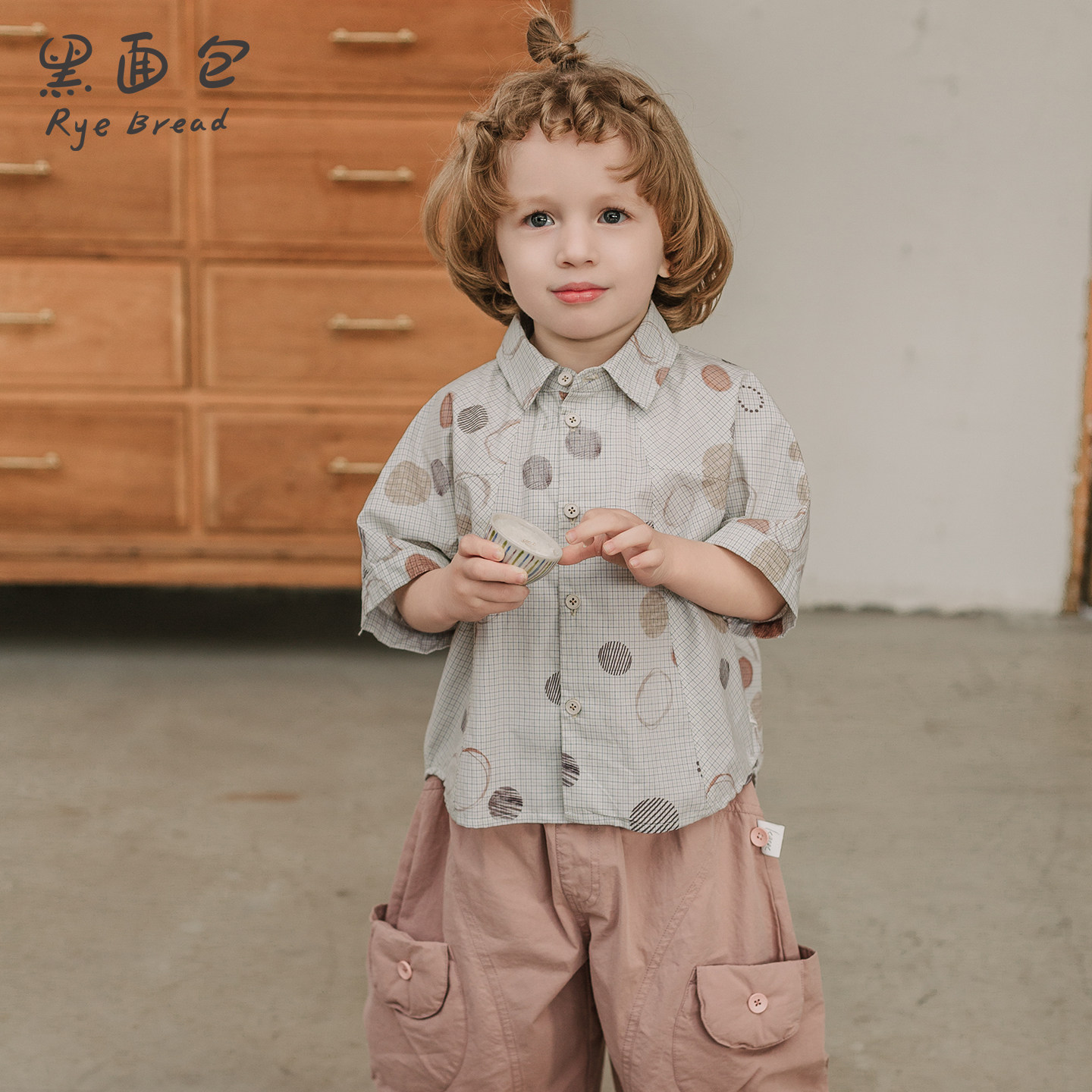 ryebread/黑面包童装 森系格子男小童抽象波点印花休闲衬衫 6夏