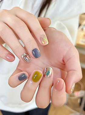 假指甲贴片成品爆闪宝石多巴胺显白新娘孕妇纯手工穿戴甲手作短