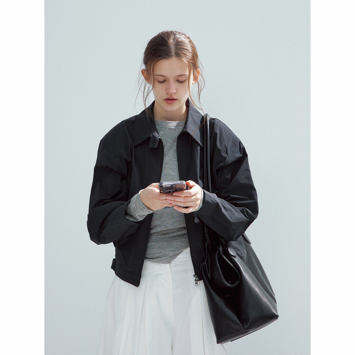 【玳禾】春季新款休闲翻领宽肩纯色百搭衬衫式短款夹克外套H8397