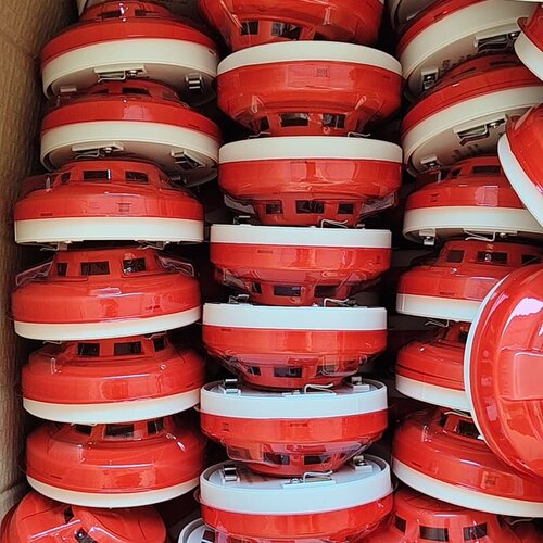 议价海湾JTY-GD-G3X光电感烟火灾探测器，全新未用，工程剩 余，