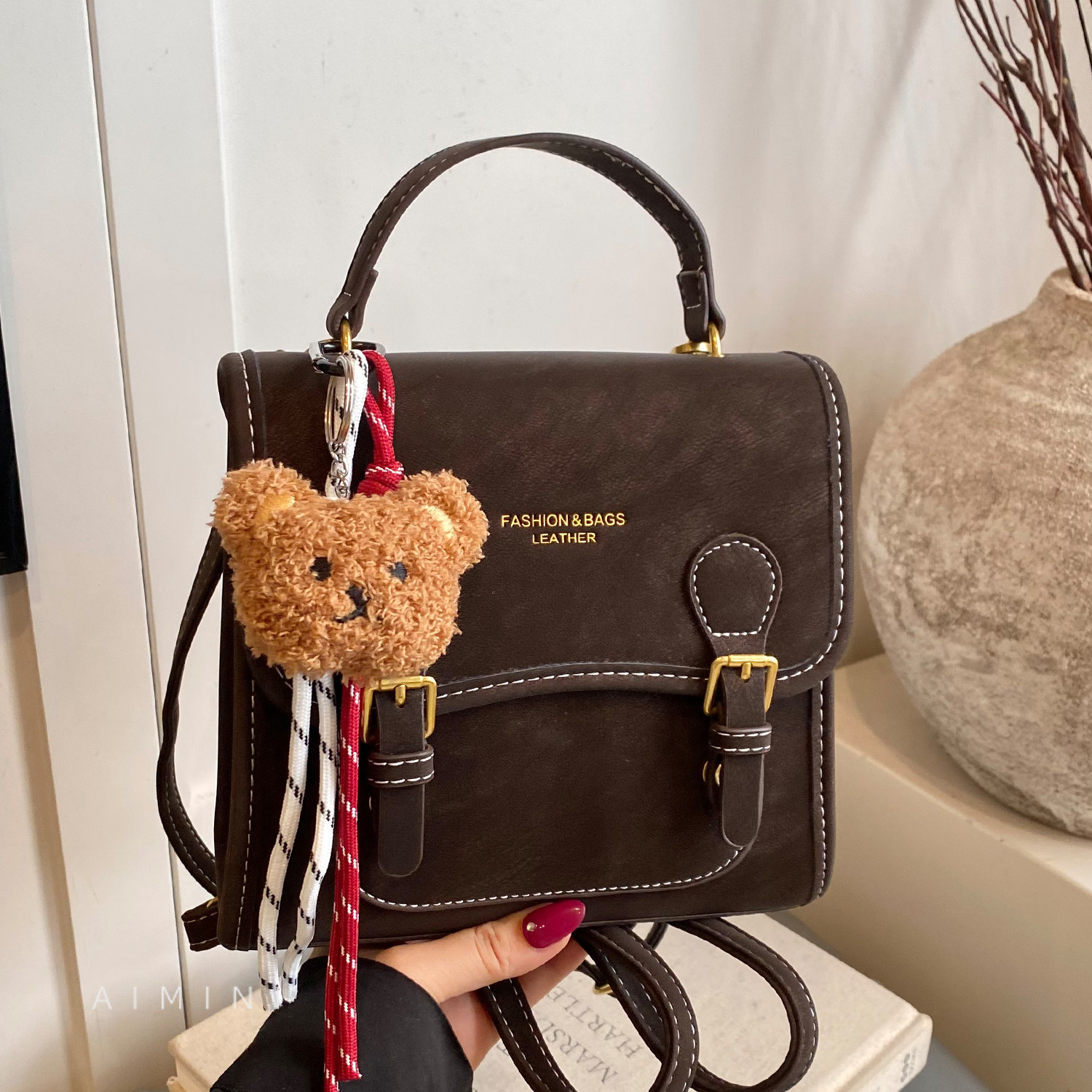 高级感复古双肩包女小型2025秋冬新款时尚日常百搭通勤斜挎小背包