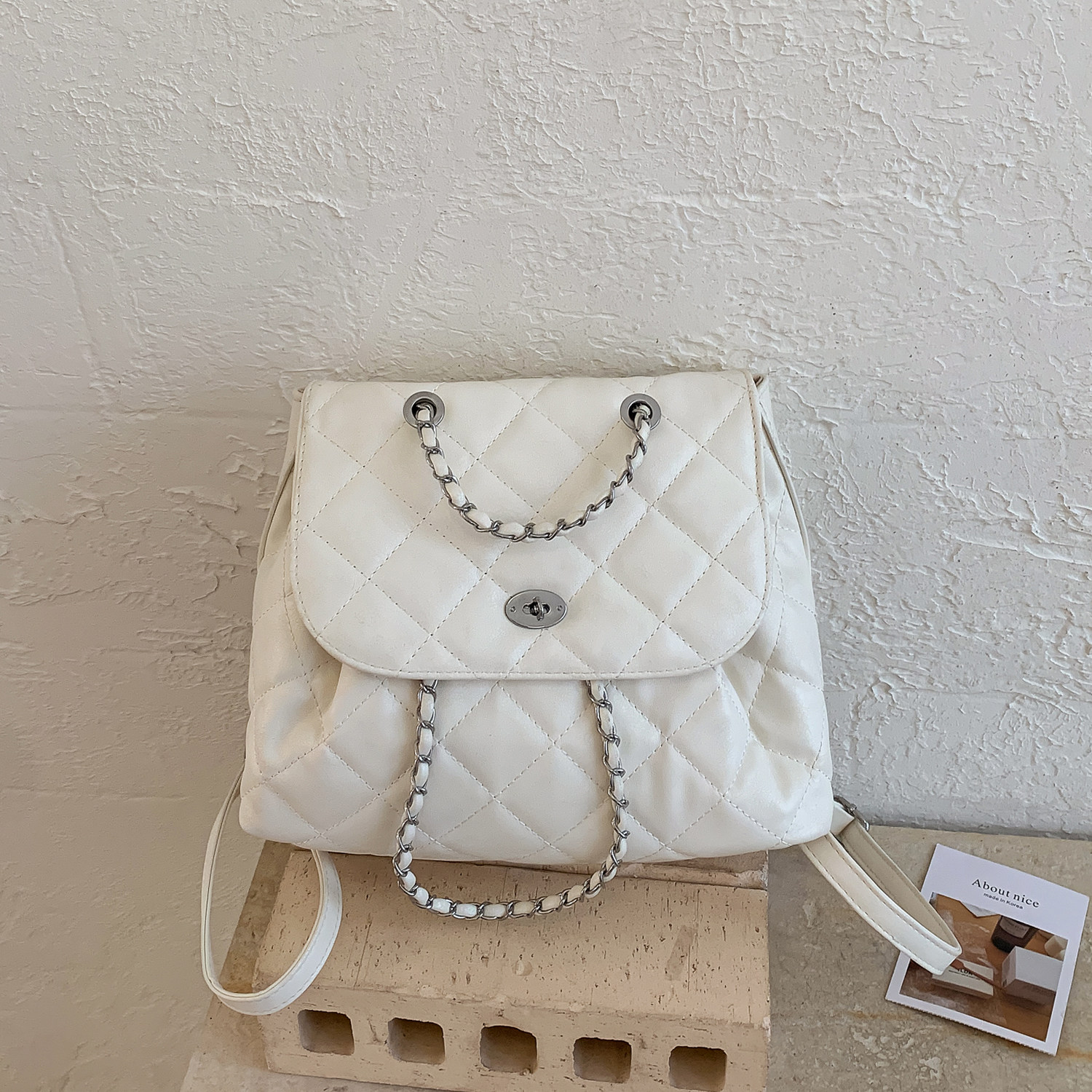 小众菱格链条双肩包女小型2026春季新款时尚百搭通勤旅行小背包