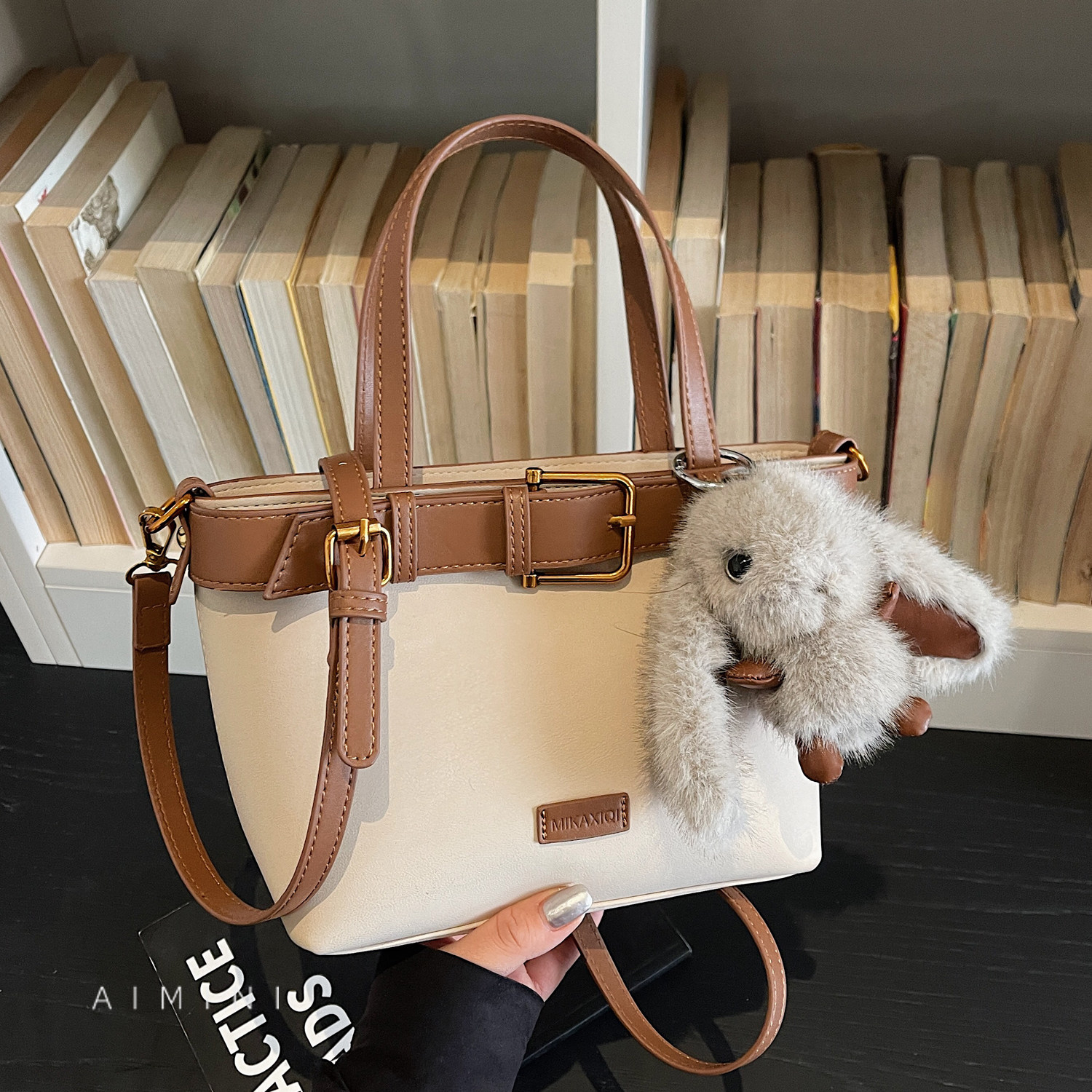 高级感小众水桶包女手提小拎包2026春季新款时尚百搭日常斜挎包,箱包皮具/热销女包/男包,水桶包,淘宝优惠券,粉丝福利购,淘宝优惠卷