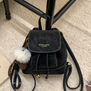 高级感复古小众双肩包女小包2025秋冬新款时尚百搭日常通勤小背包