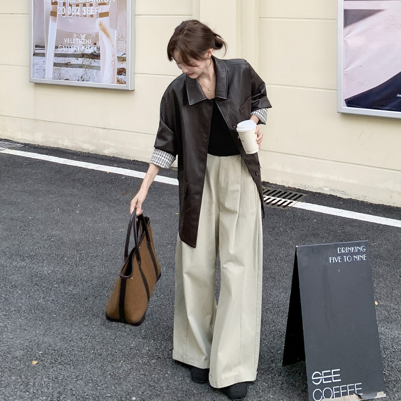 新款秋装深咖色皮衣袖口格子拼接RF2C036-W536-P165-K238，女装皮衣，2C036